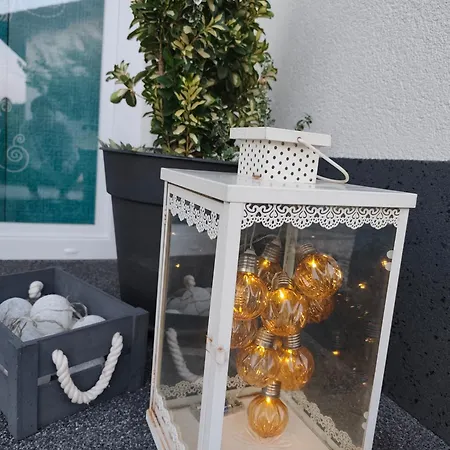 Apartment Dalija - Cosy Apartment & Rooms With Massage Studio Apartman