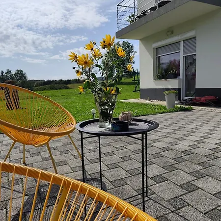 Apartment Dalija - Cosy Apartment & Rooms With Massage Studio * Podcetrtek