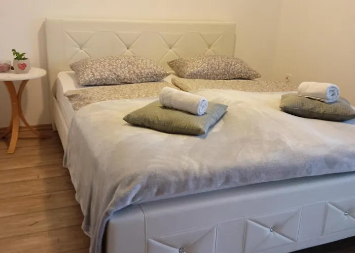 Dalija - Cosy & With Massage * 포드체트르테크