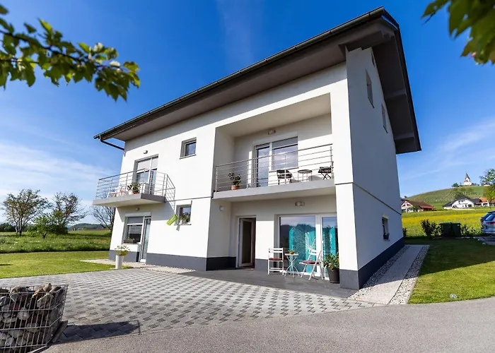 Dalija - Cosy & With Massage * 포드체트르테크