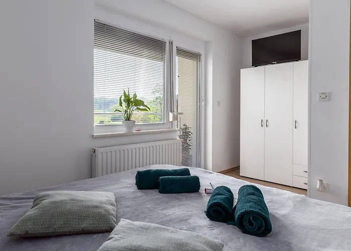 Dalija - Cosy & With Massage