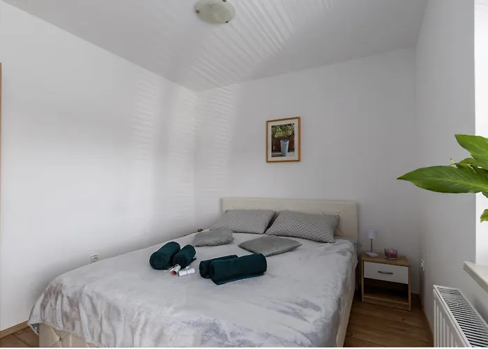 Dalija - Cosy & With Massage * 포드체트르테크