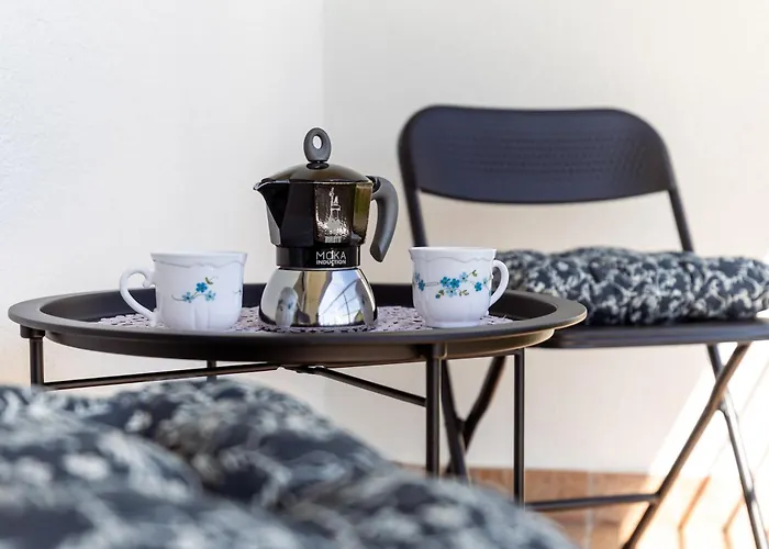 Dalija - Cosy & With Massage 아파트