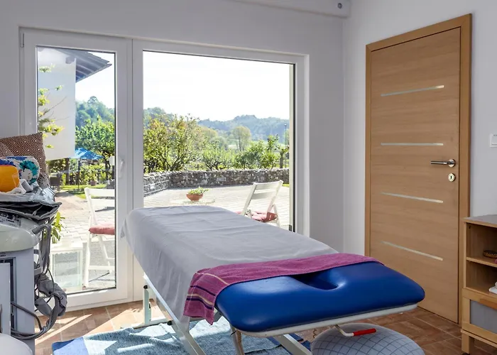 Dalija - Cosy & With Massage 포드체트르테크