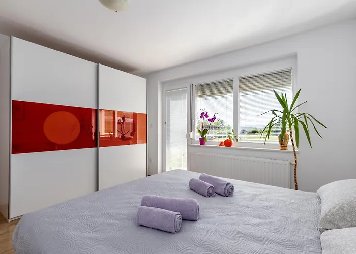 Dalija - Cosy & With Massage 포드체트르테크