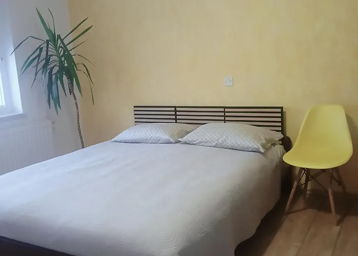 Dalija - Cosy & With Massage 아파트 포드체트르테크